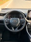 Toyota RAV4 XLE 2.5 L AWD leather seats, push start 2024