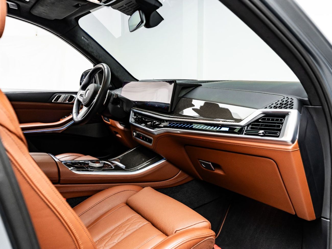 BMW X5 M50i 4.4L 2024 BMW X5 M60i, 2027 BMW Warranty + 2034 BMW Service Contract, Low KMs, GCC