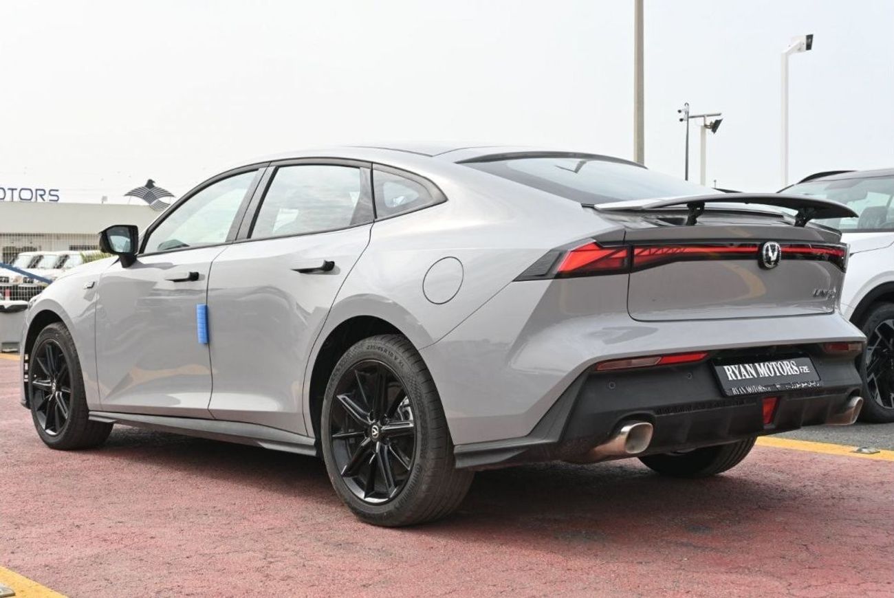 Changan Uni V Changan Uni-V 1.5L Turbo PHEV Nardo Grey Model 2023