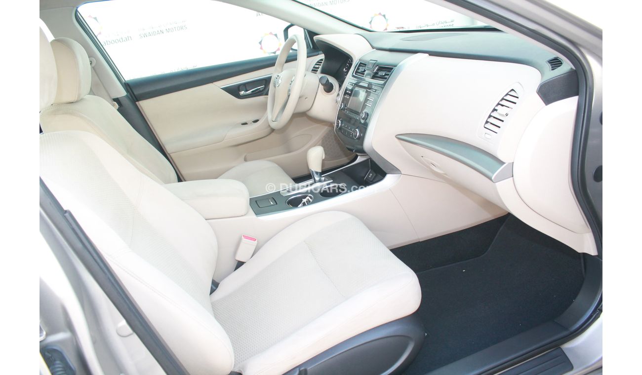 Nissan Altima 2.5L SV 2016 MODEL WITH GCC SPECS