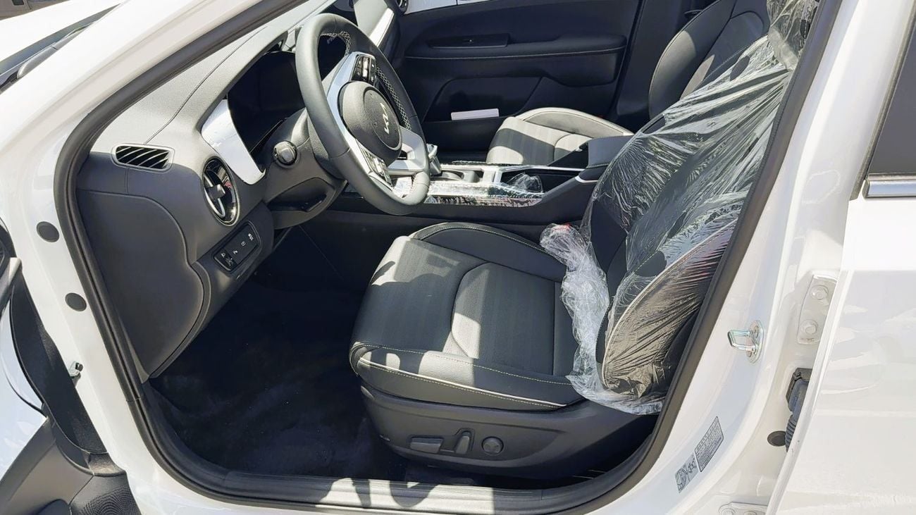 Kia K3 SX FOP 1.5L Petrol Luxury 2024YM
