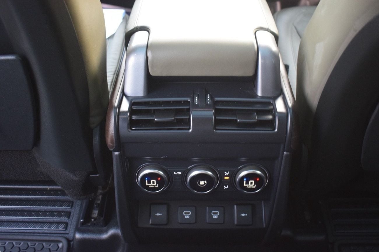 لاند روفر ديفندر P300 110 SE 2.0L (5 Seater)