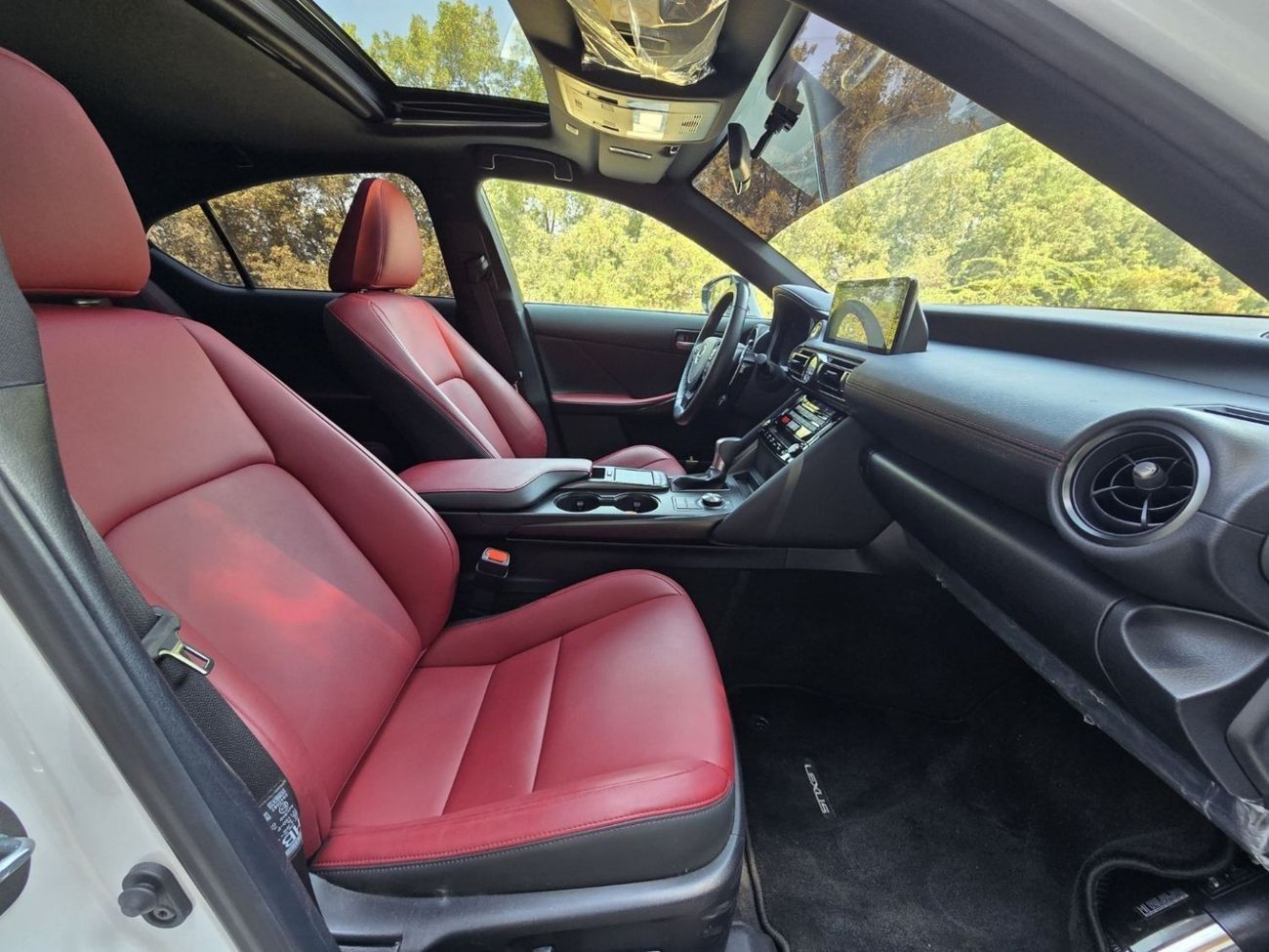 Lexus IS300 Premier 2.0L LEXUS IS-300 2023 GCC ORGINAL PAINT // PERFECT CONDITION