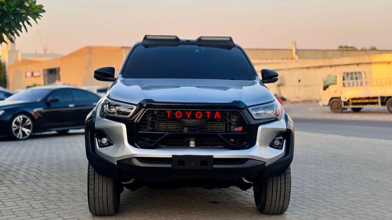 تويوتا هيلوكس -