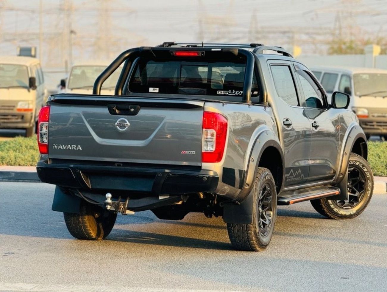 نيسان نافارا Full option top of the range