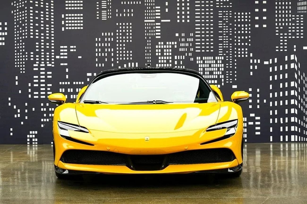 فيراري SF90 ستراديل STRADALE