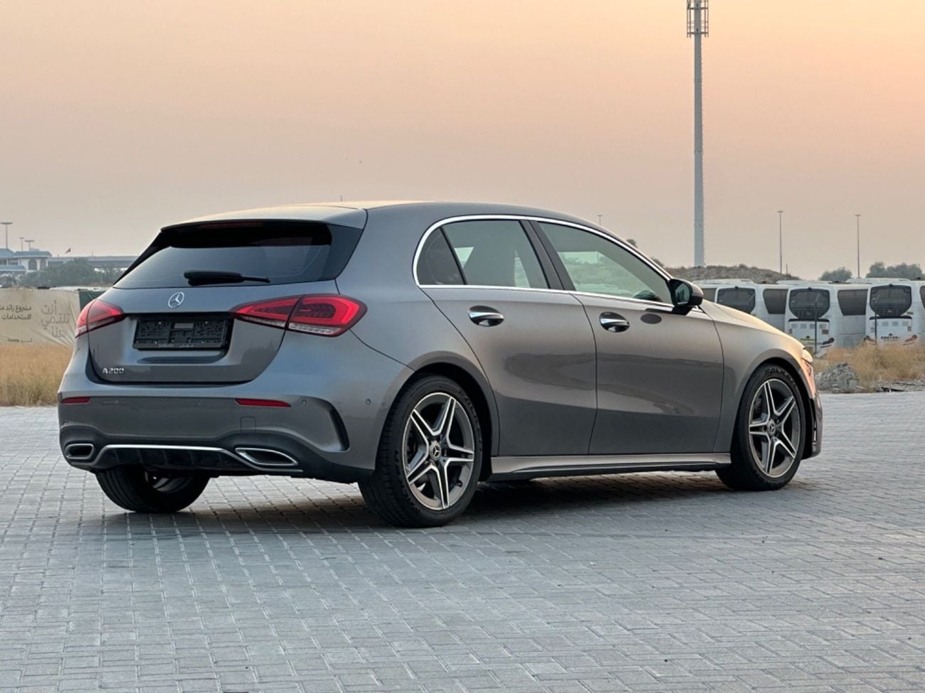 مرسيدس بنز A 200 AMG
