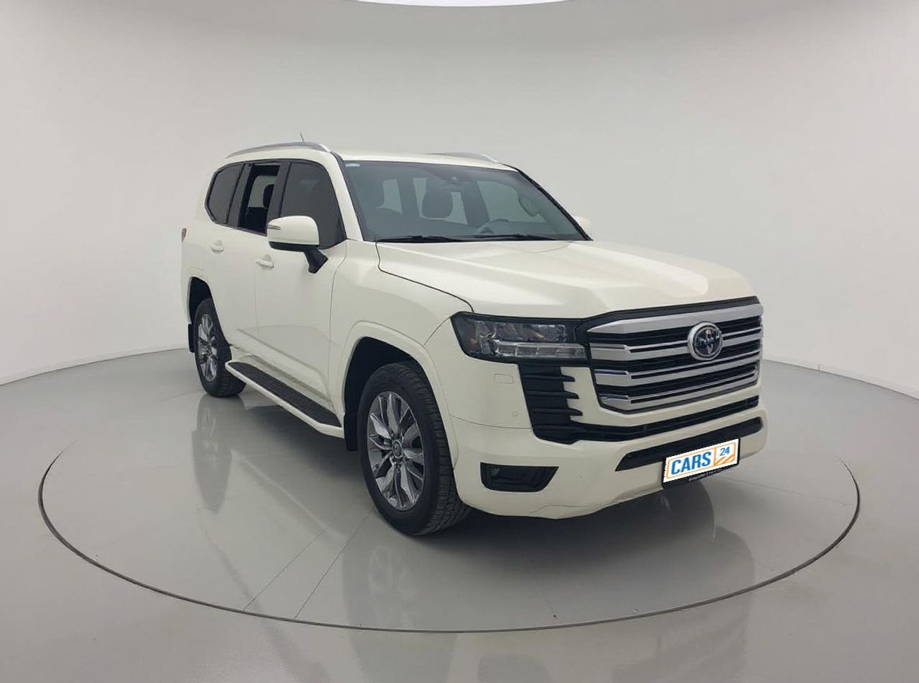 تويوتا لاند كروزر GXR 4 | بدون دفعة مقدمة | اختبار القيادة في المنزل