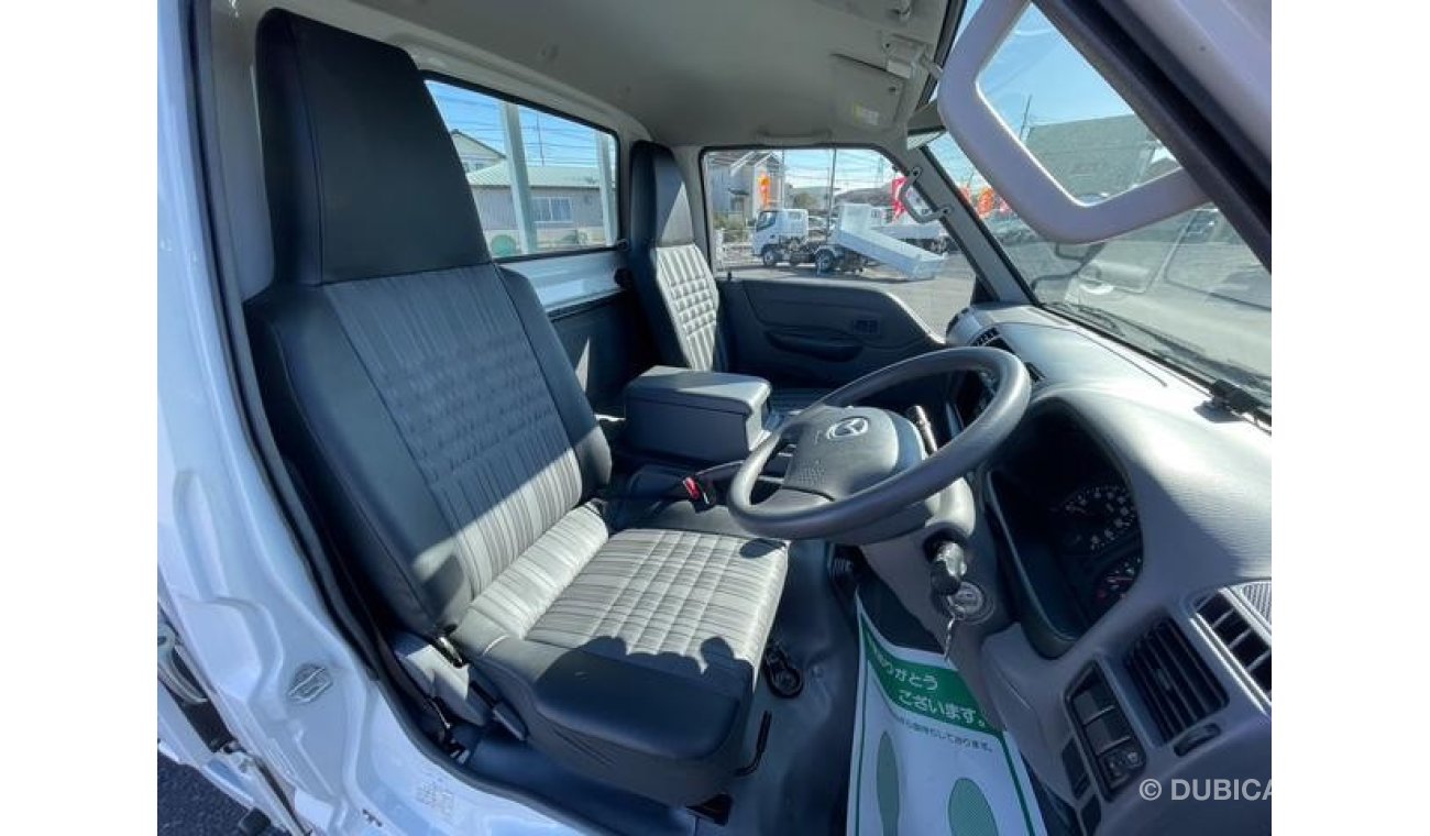 Mazda Bongo SLP2T