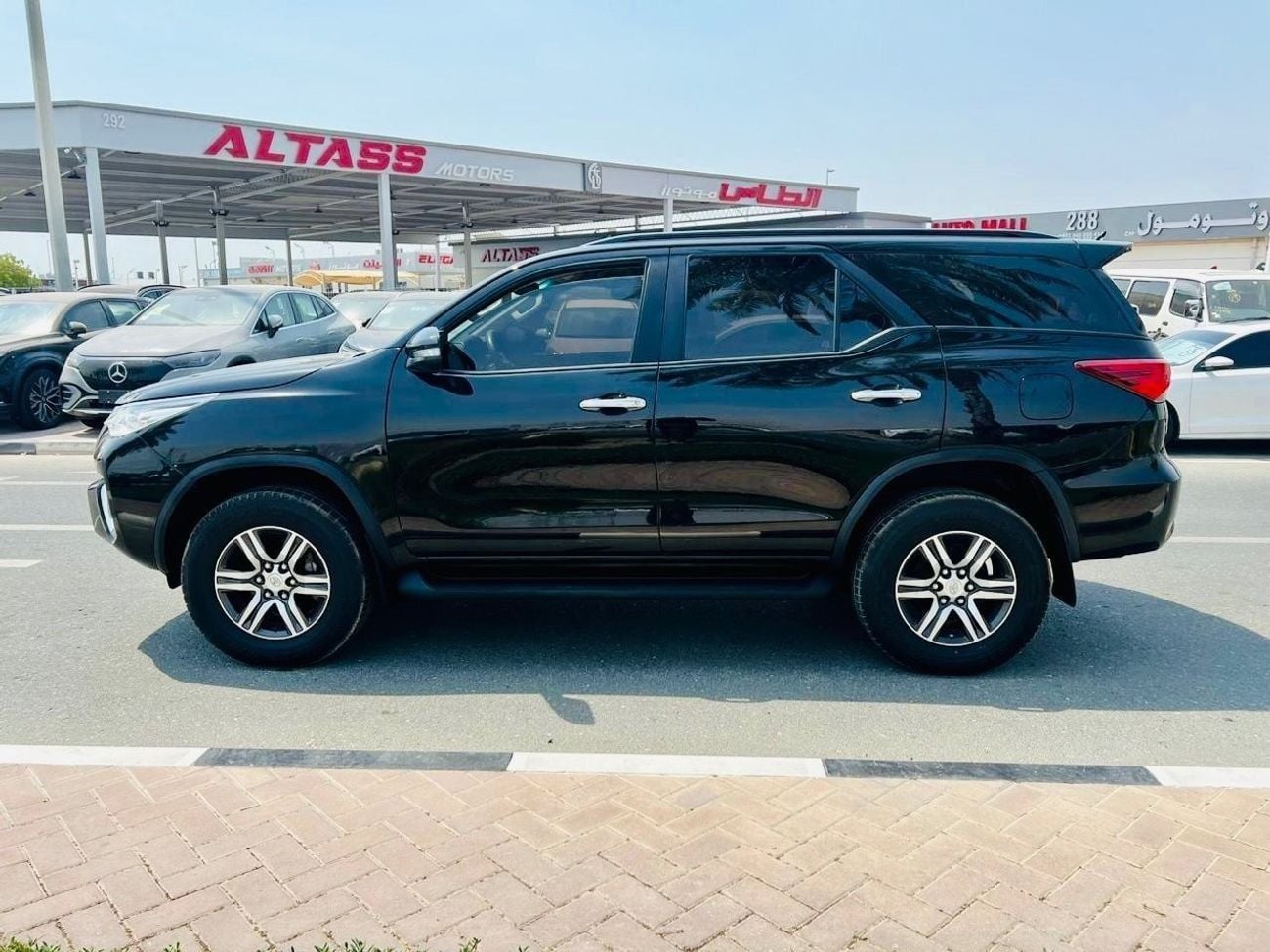 تويوتا فورتونر EXR 2.7L (164 HP) Toyota fortuner V4 2.7 clean and nice