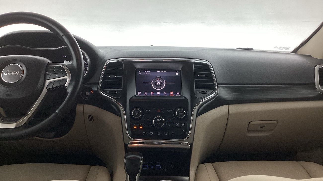 Jeep Grand Cherokee LAREDO | Guaranteed Warranty | 0 Down Payment