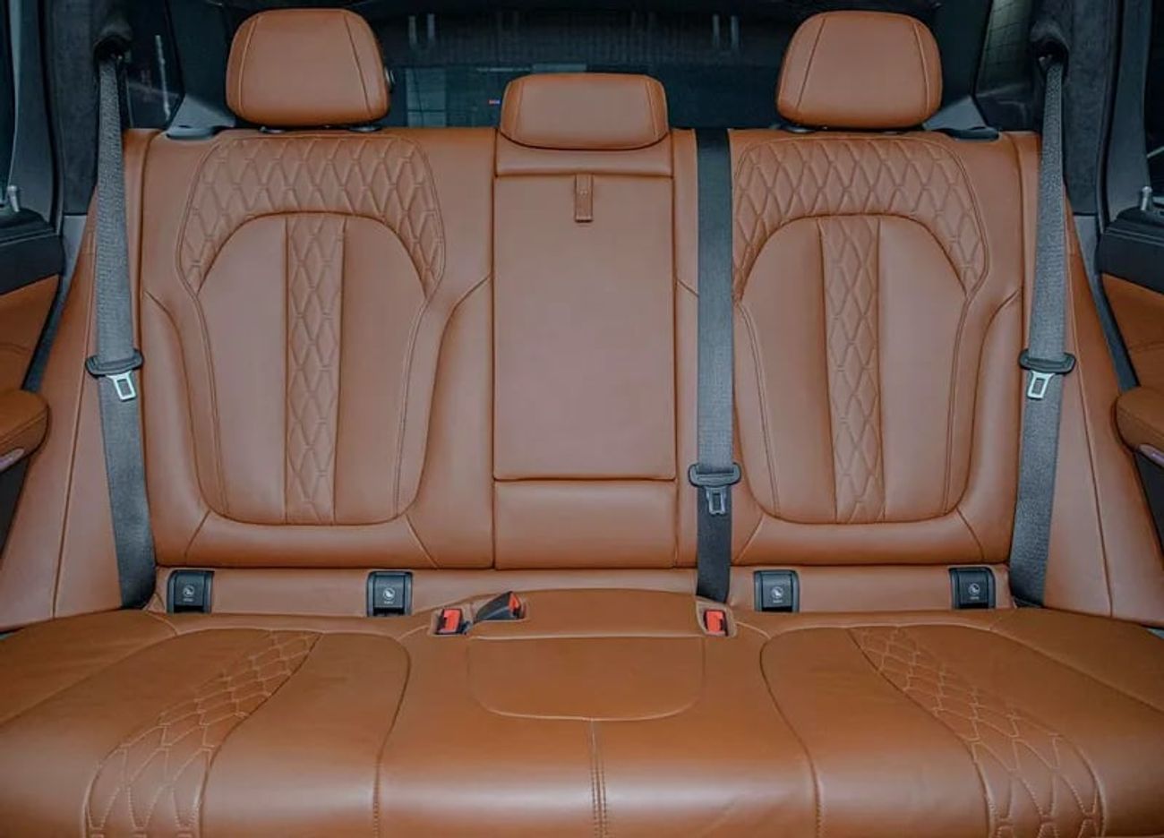 بي أم دبليو X5 M50i 4.4L