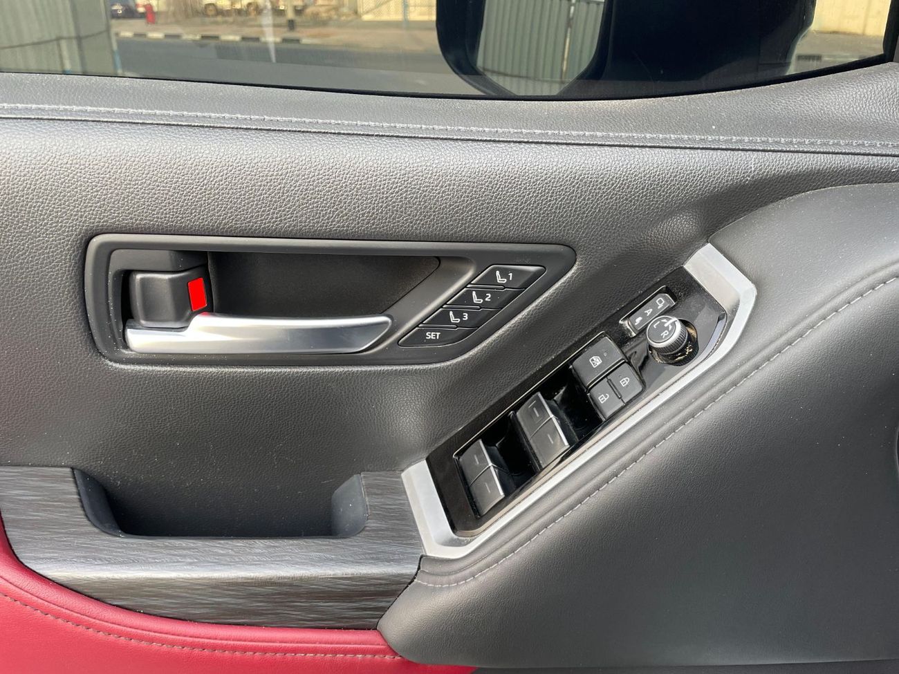 تويوتا لاند كروزر TOYOTA LAND CRUISER GR SPORT 2022 MODEL PETROL