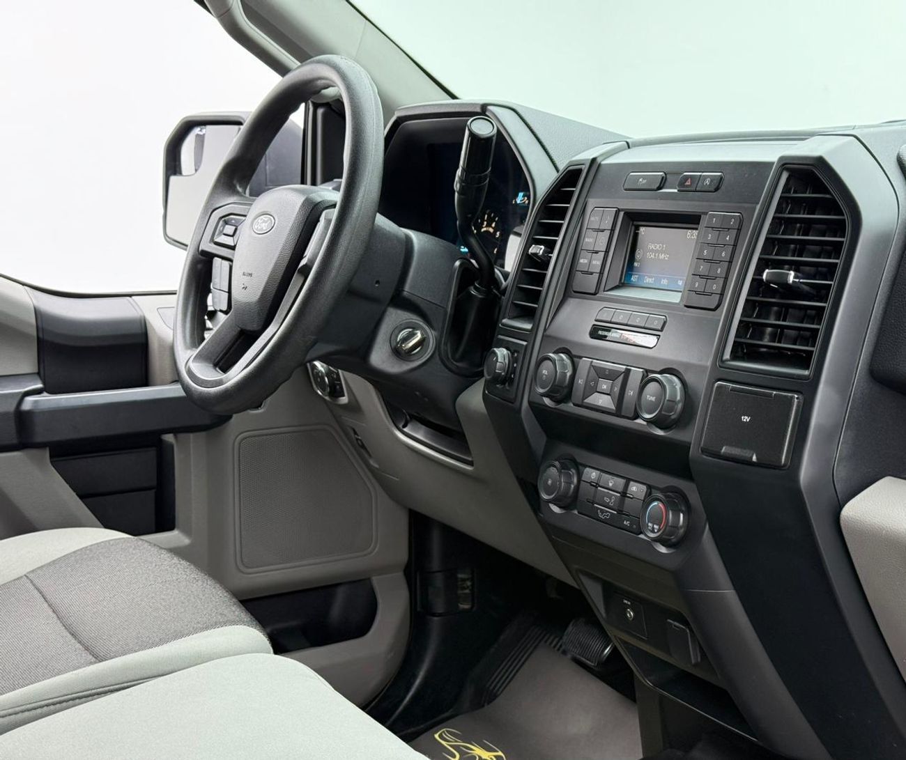 Ford F-150 XLT 2020 Ford F-150, June/2026 Ford Warranty, Ford Full Service History, GCC.