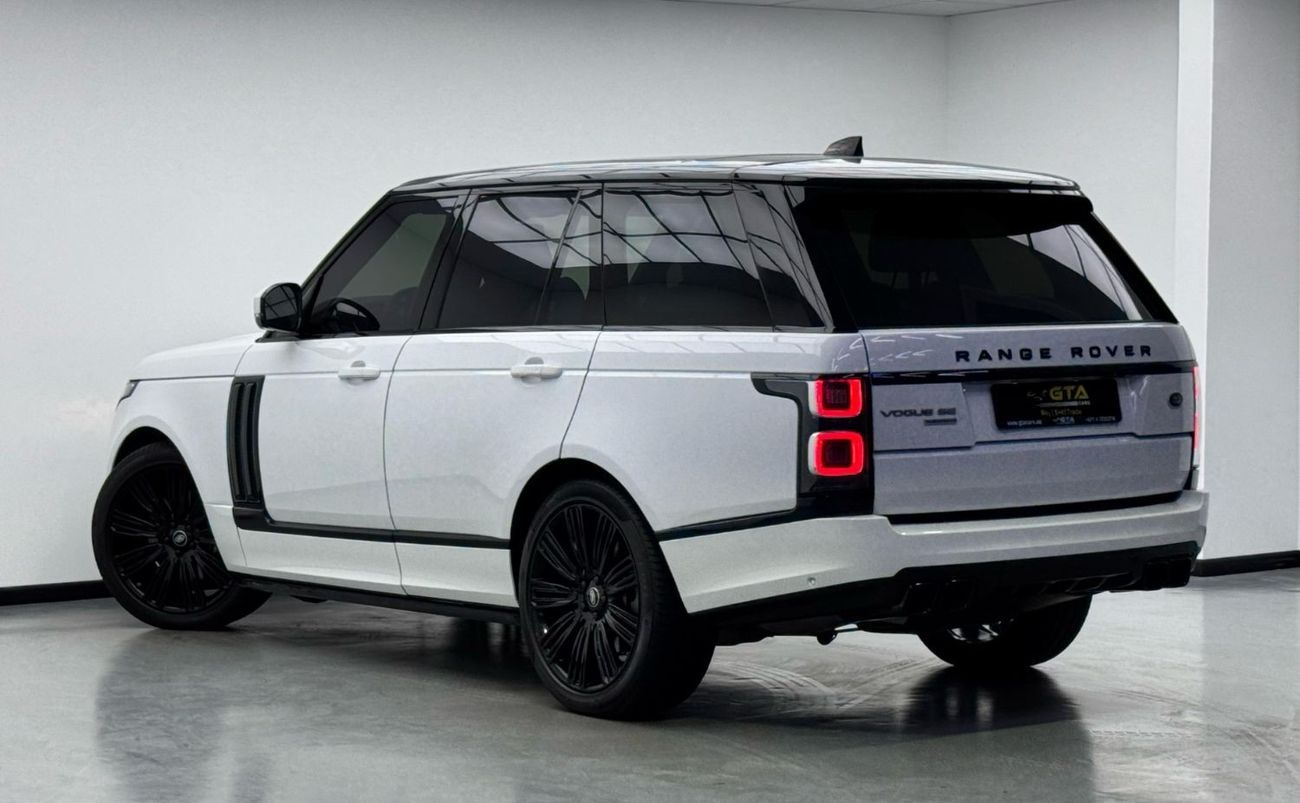 Land Rover Range Rover Vogue SE 5.0L 2018 Range Rover Vogue SE Supercharged V8, Full Service History, GCC