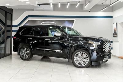 تويوتا سيكويا Capstone hybrid