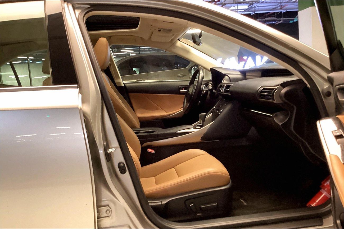 Lexus IS300 Premier | Guaranteed Warranty | 0 Down Payment