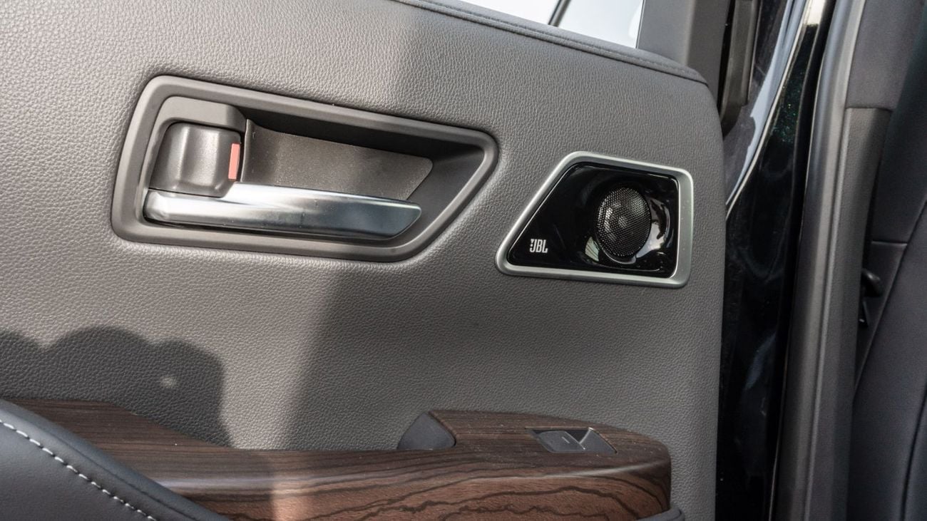 Toyota Land Cruiser 2026 Toyota Land Cruiser GXR 3.3L AT Diesel (Black-Black)