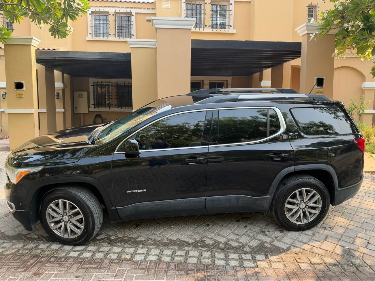 GMC Acadia SLE