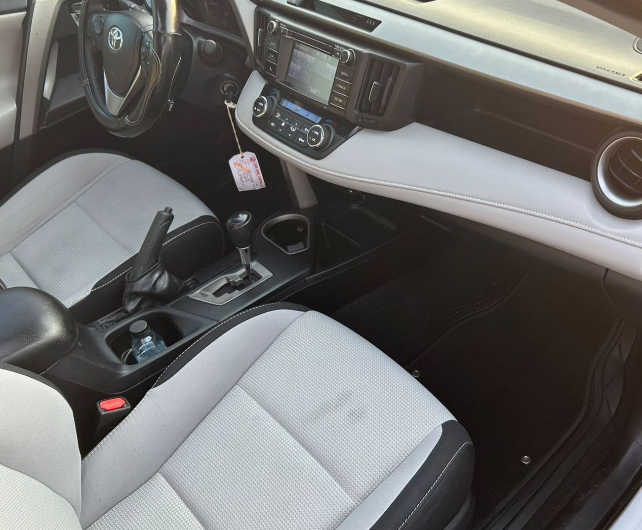 تويوتا راف ٤ 2018 Toyota Rav4 Full Option 2.5L V4 - BSM Radar - AWD 4x4 - Alloy Rim