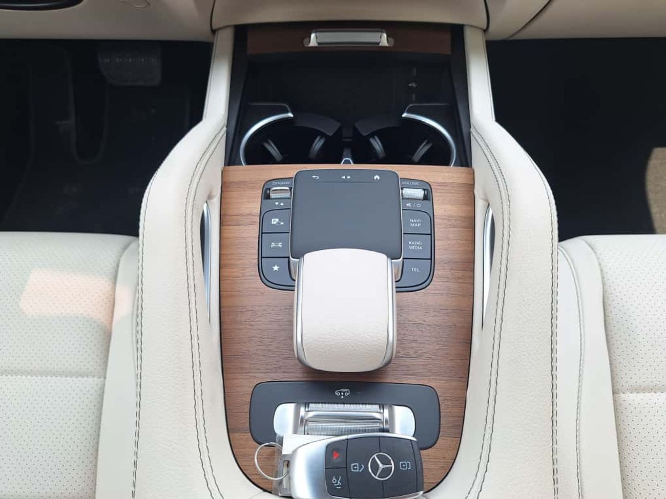 مرسيدس بنز GLS 450 4MATIC