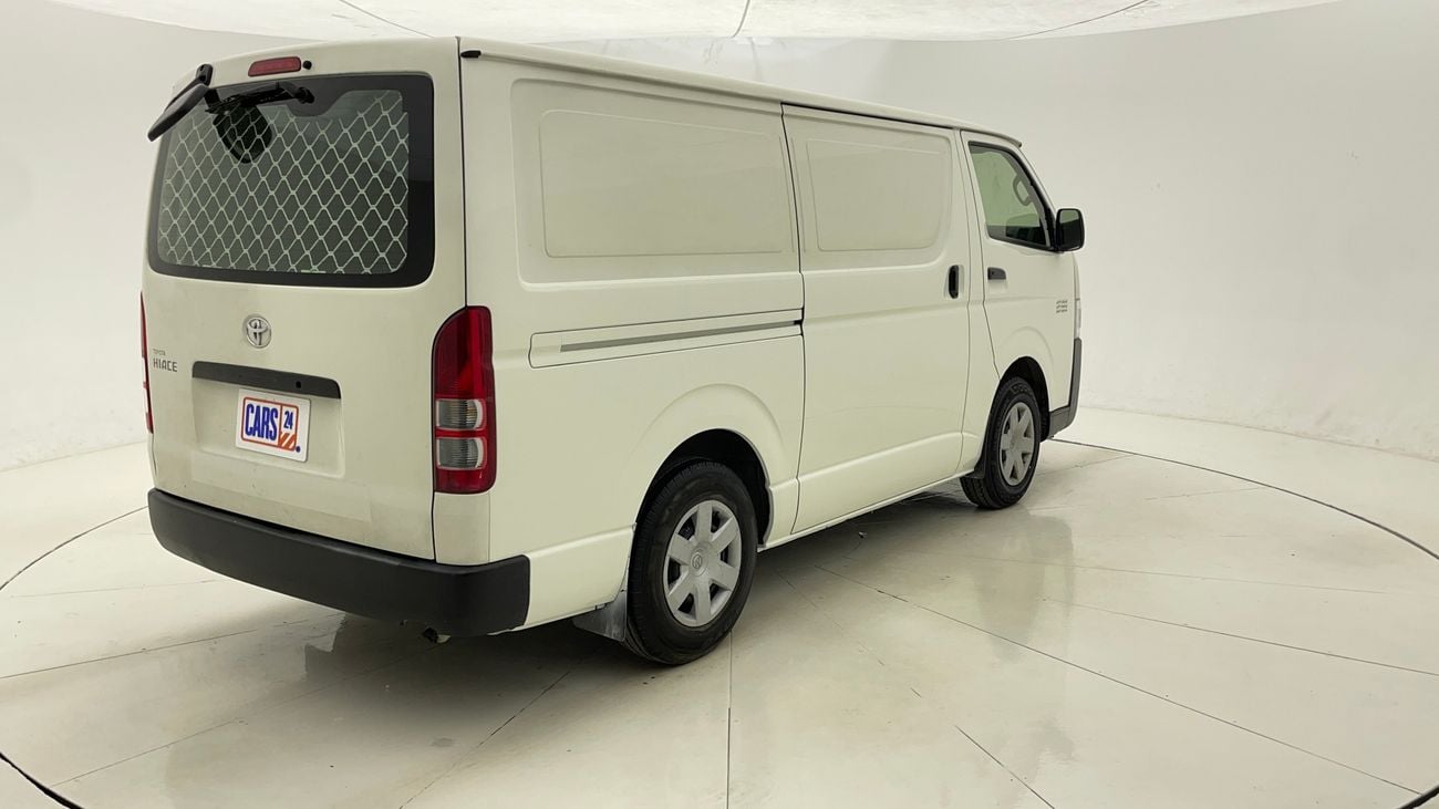تويوتا هاياس GL STANDARD ROOF PANAL VAN 2.7 | بدون دفعة مقدمة | اختبار القيادة في المنزل