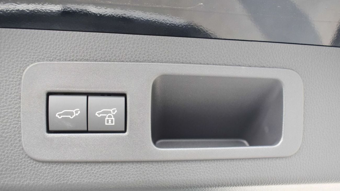 Toyota Land Cruiser 3.5L VXR Hybrid Automatic | 10 Speed | Four Wheel Drive | 7 Seats | 5 Doors