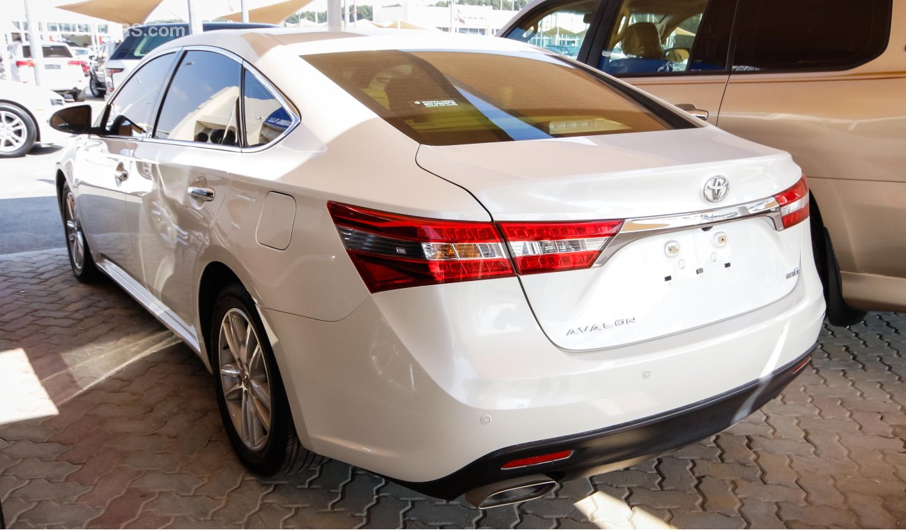 Toyota Avalon SE+