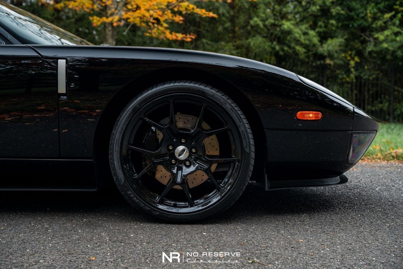 Ford GT Rare 1 of 14 Stripe Delete