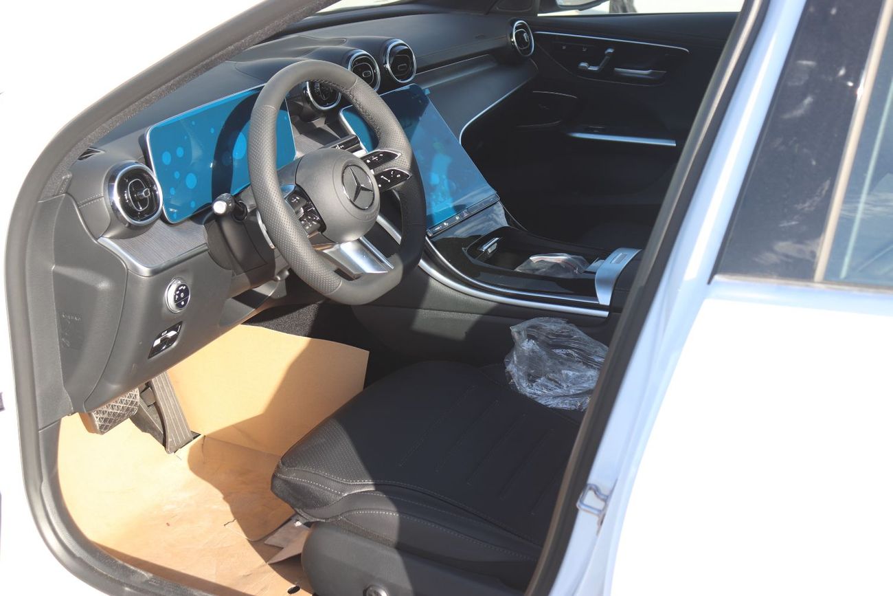 مرسيدس بنز C 200 1.5, Leather Seat, Sunroof, Alloy Wheels, Model 2025