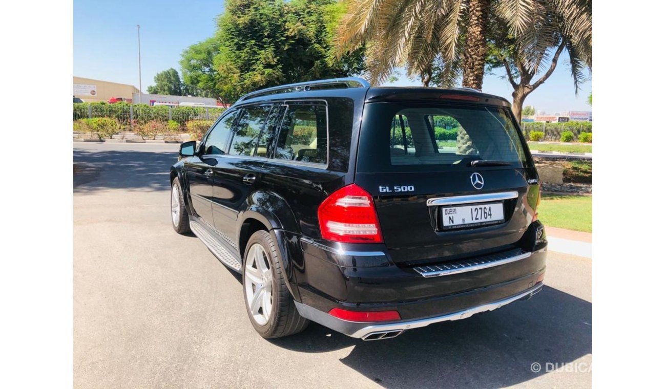 Mercedes-Benz GL 500 GCC 2012 IN MINT CONDITION