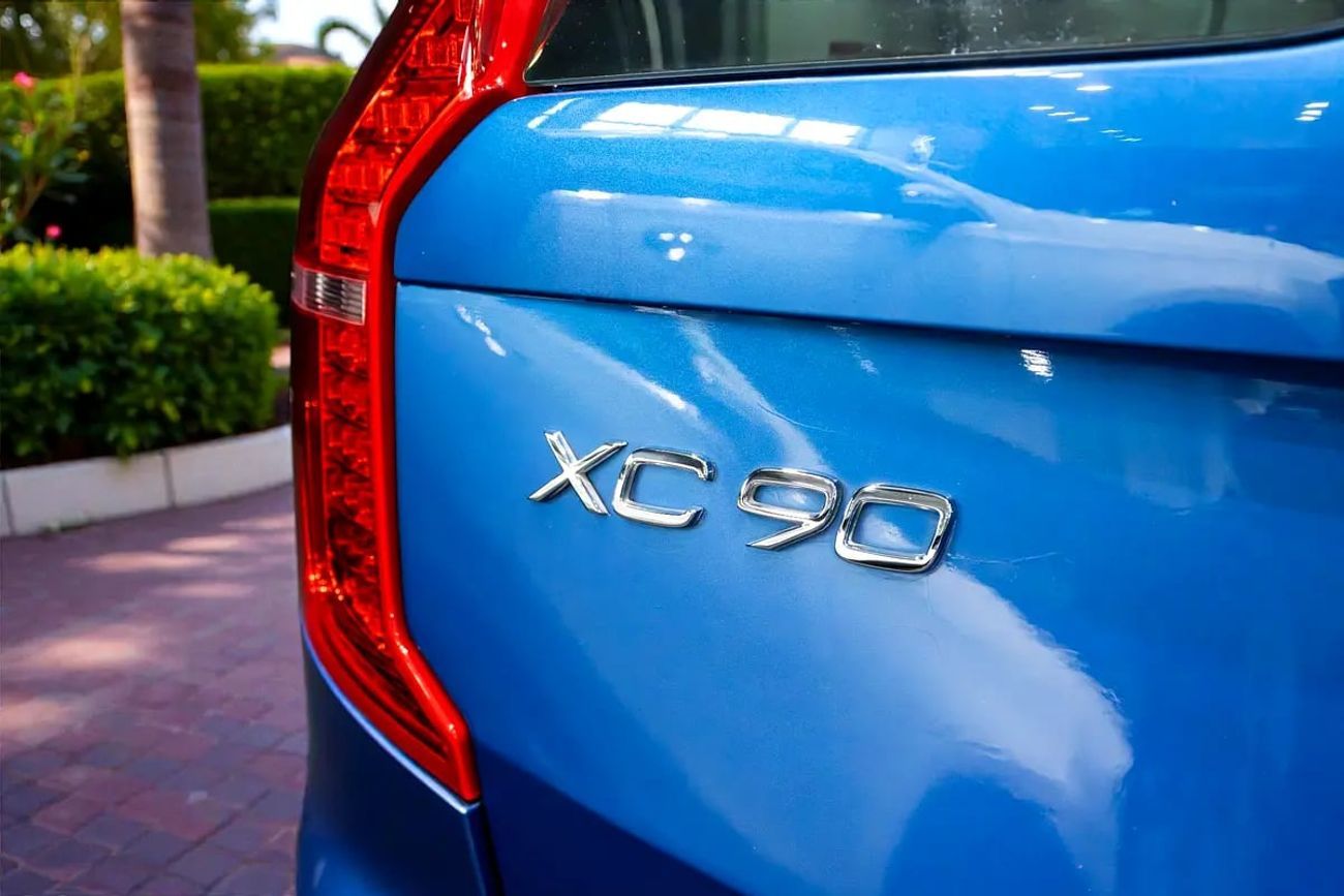 فولفو XC 90 END OF JAN SALE! | 1,417 PER MONTH | T6 R DESIGN |