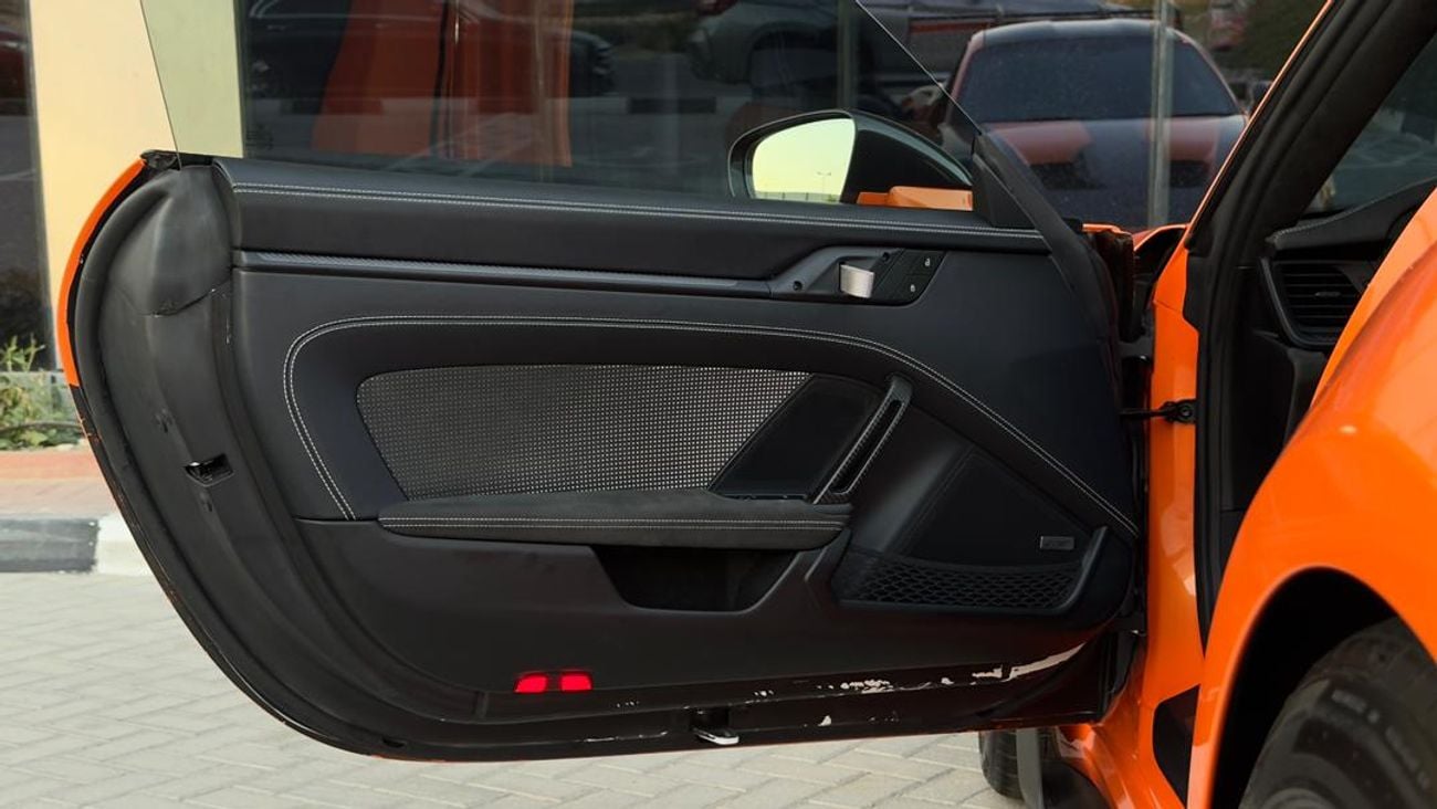 Porsche 911 GT3 RS 4.0L (520 HP) Coupe Warranty and service