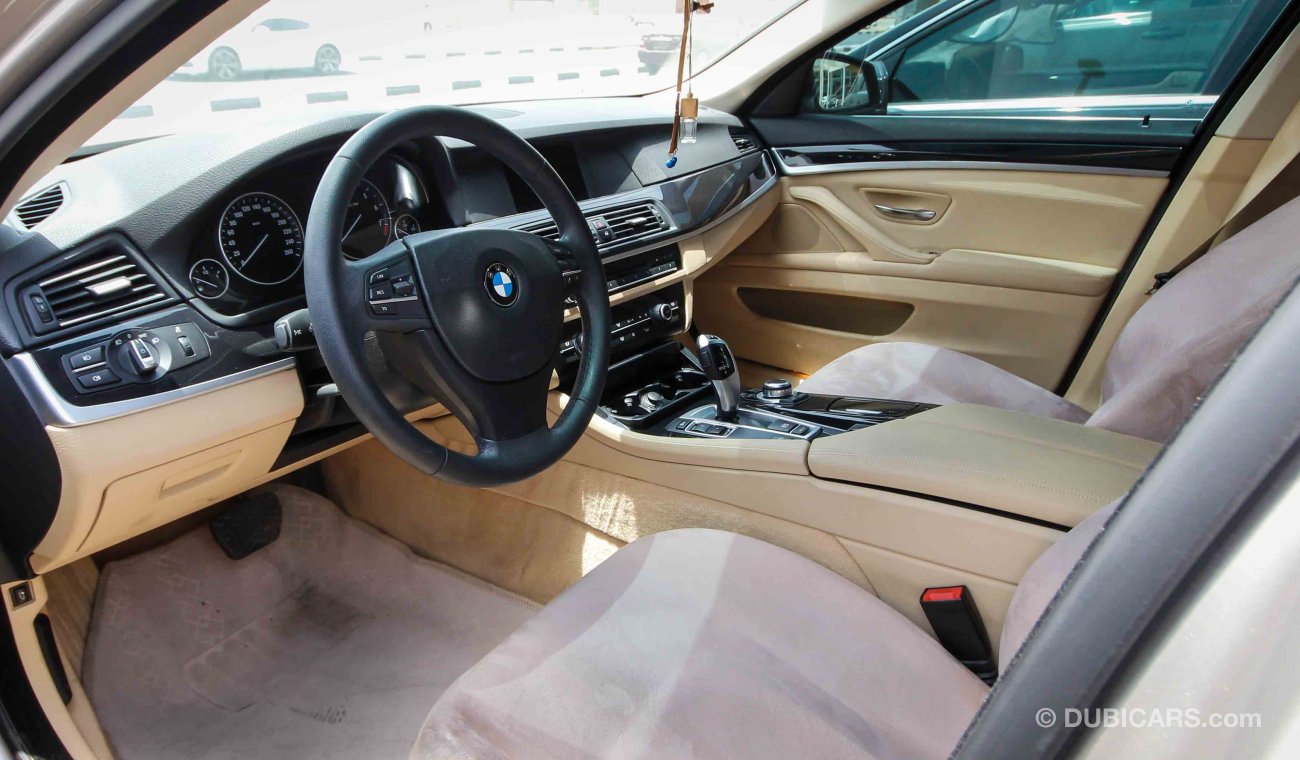 BMW 520i i