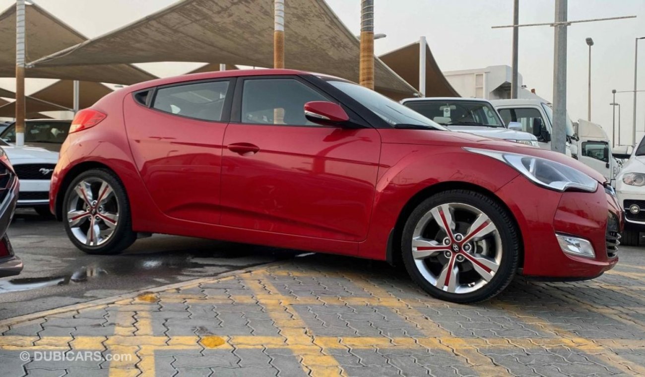 Hyundai Veloster GCC FULL OPTION