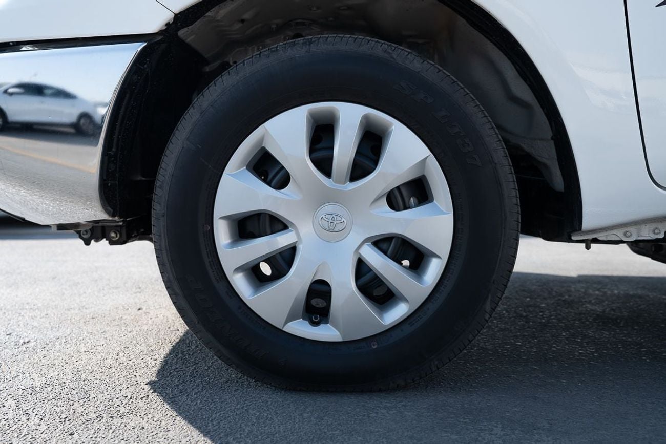 Toyota Hilux GL 2.4L Diesel Double Cabin Manual Transmission 4x2 2026