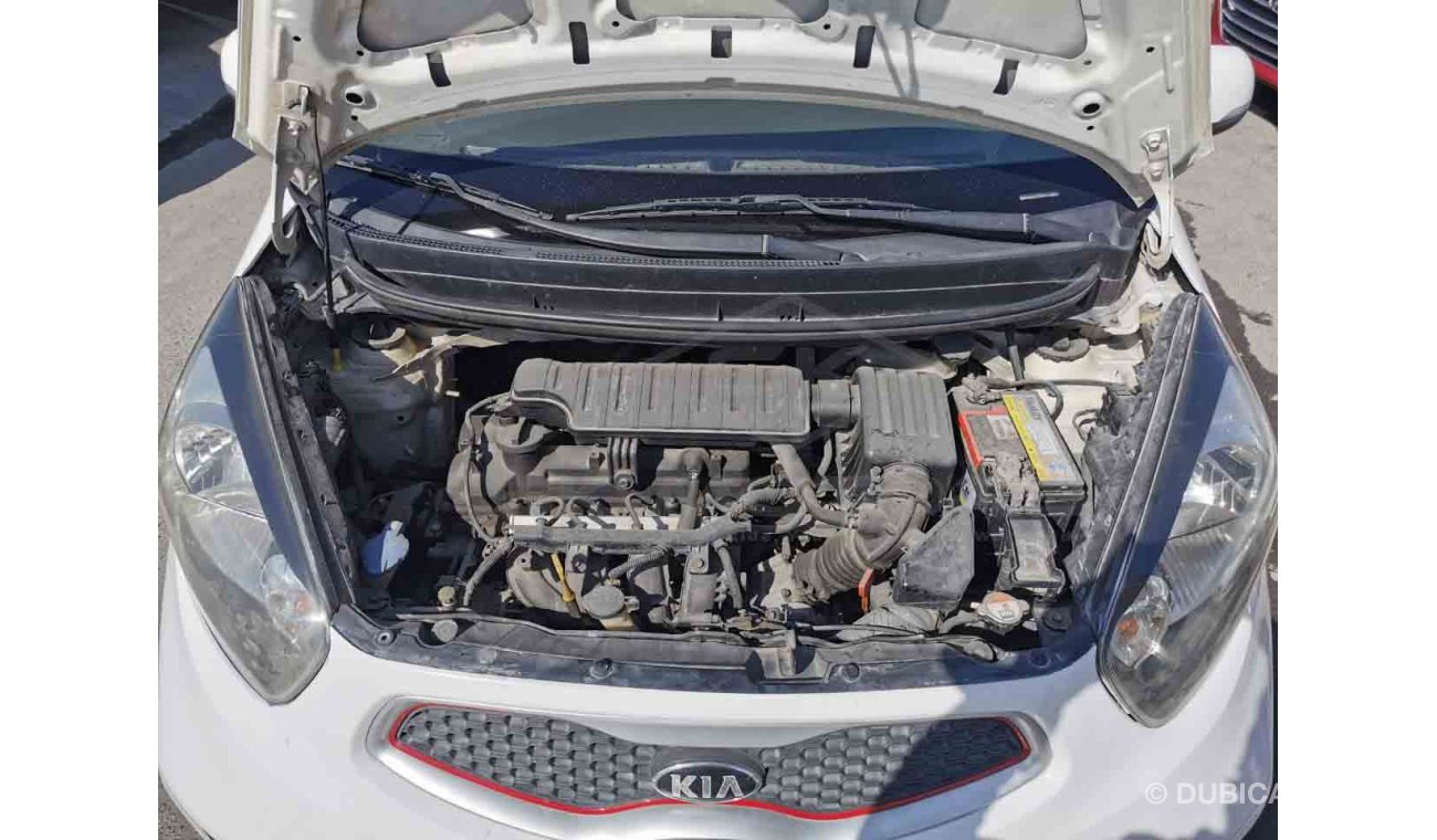 Kia Sorento 1.2L 4CY Petrol, 14" Rims, Fabric Seats, Bluetooth, Power Locks, Xenon Headlights, USB (LOT # 666)