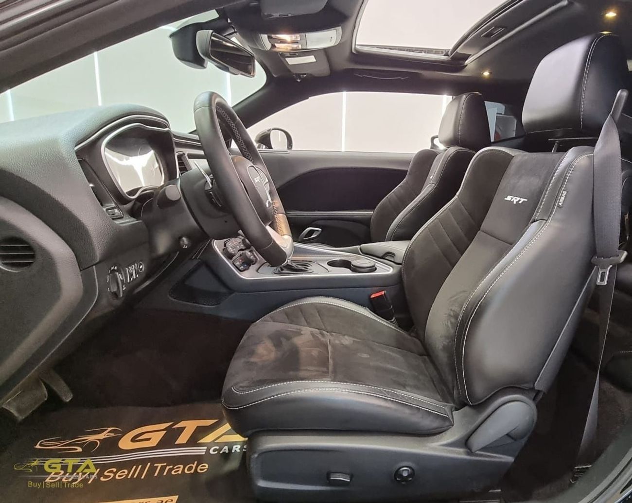 Dodge Challenger 2016 Dodge Challenger SRT8 Hellcat, Dodge Warranty, Full Service History, Very Low KMs, GCC