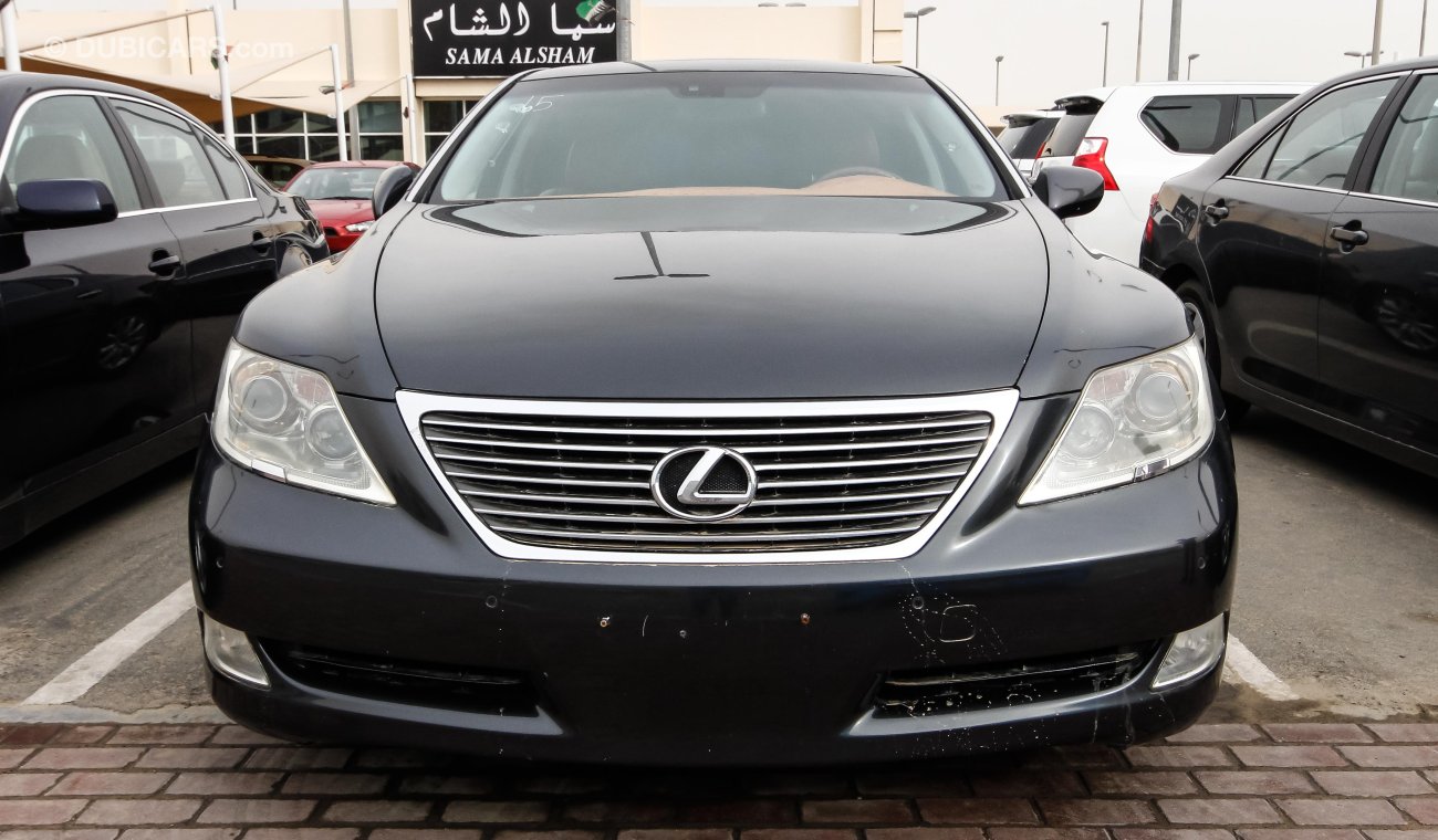 Lexus LS460