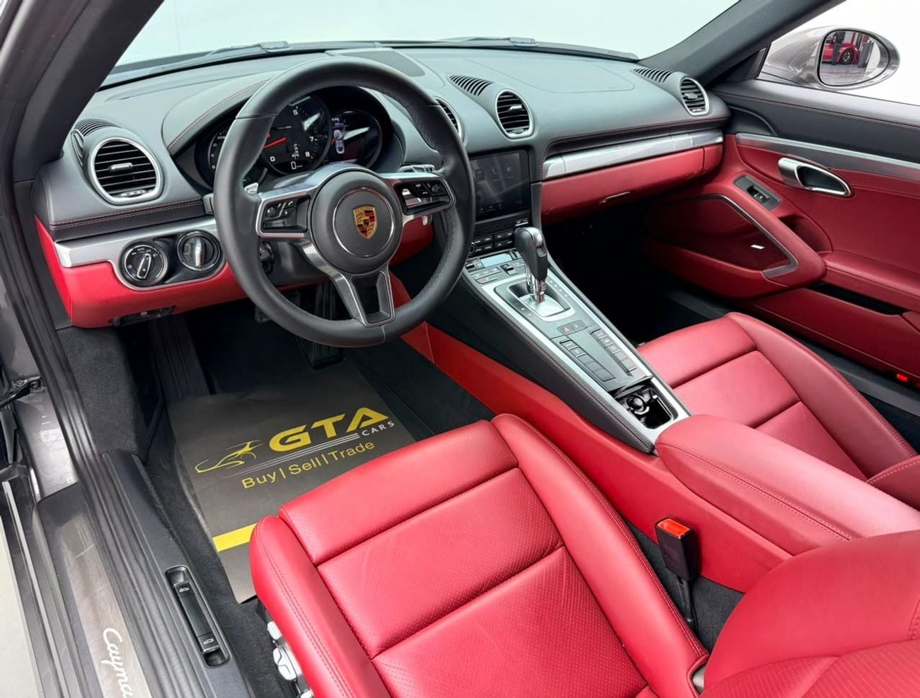 بورش كايمان 718 2024 Porsche 718 Cayman Style Edition, 2028 Porsche Warranty, 2029 Porsche Service Pack, Low Km, GCC