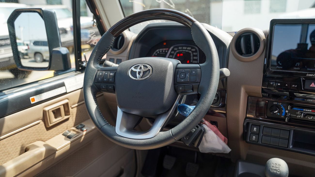 Toyota Land Cruiser Pick Up