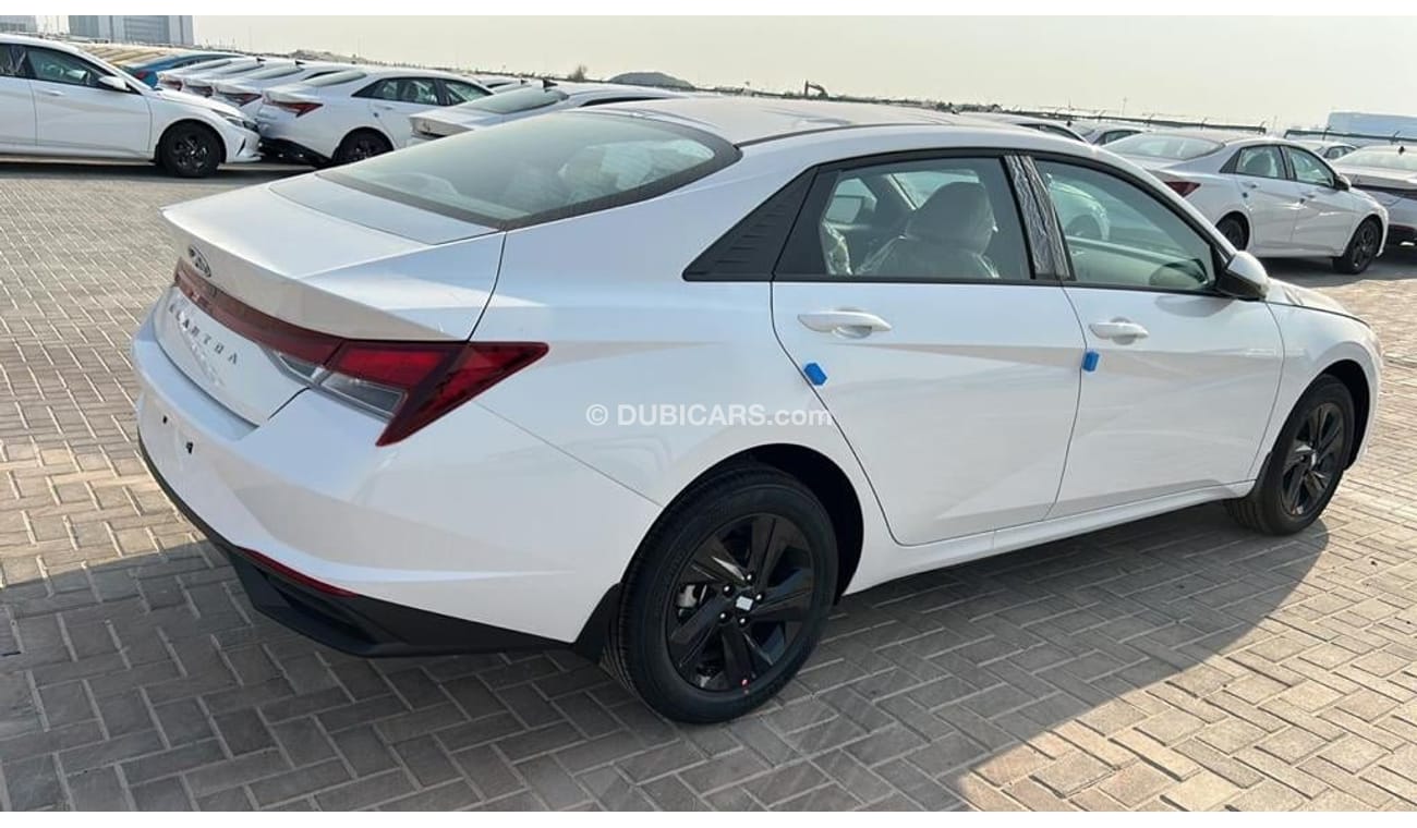 Hyundai Elantra 1.6 L sunroof