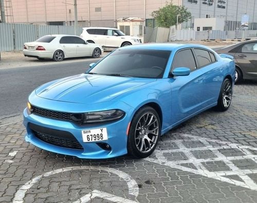 Dodge Charger DODGE CHARGER  2015 VERY CLEAN