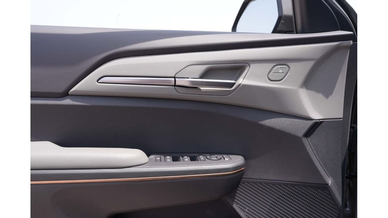 كيا EV5 2023 KIA EV5 AIR 530 - رمادي من الداخل رمادي | للتصدير فقط