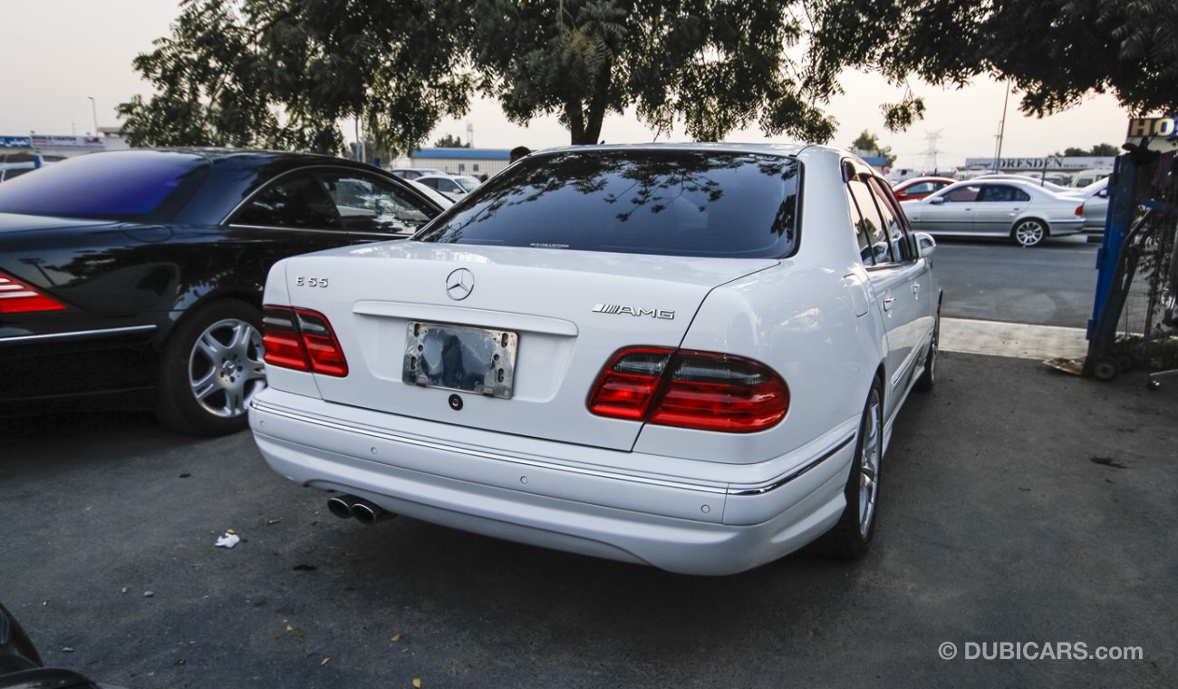 Mercedes-Benz E 55 AMG