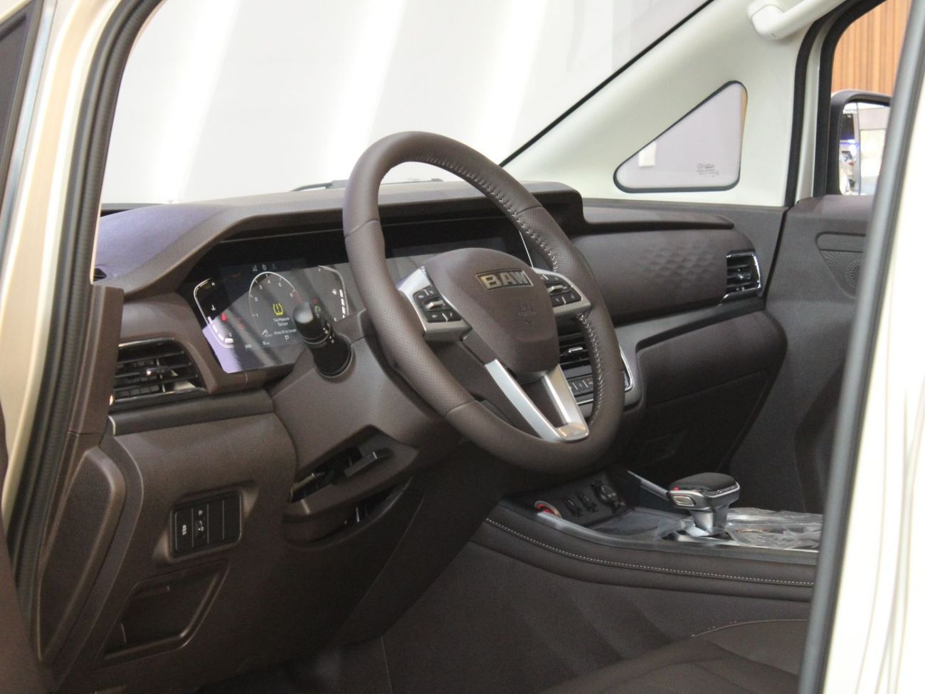 BAW 212 BRAND NEW | 7 Seats | Petrol | Automatic