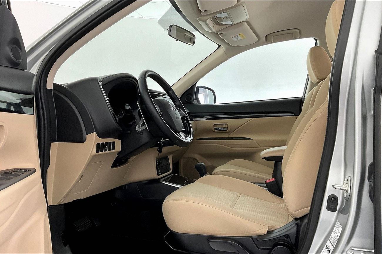 Mitsubishi Outlander GLX Midline