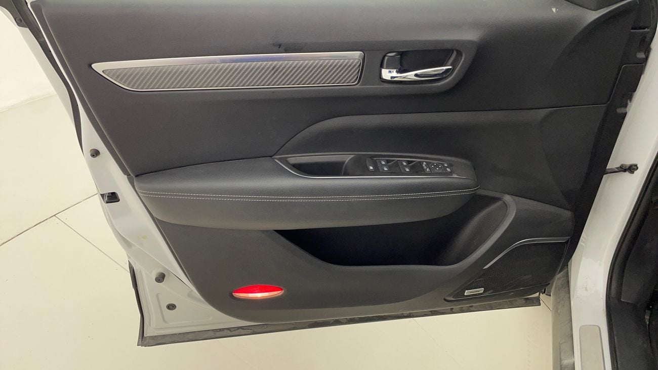 رينو كوليوس LE 2.5 | بدون دفعة مقدمة | اختبار القيادة في المنزل