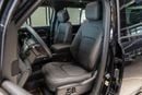 لاند روفر ديفندر 110 HSE P400