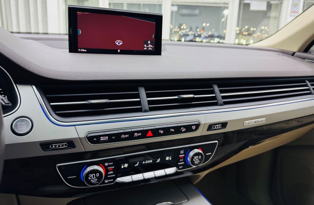 Audi Q7 45 TFSI quattro 3.0L